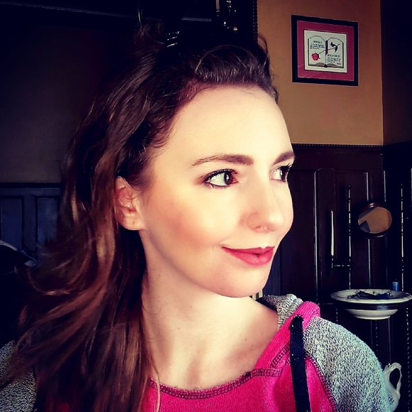 Meet your Posher - Picture 16 of 16